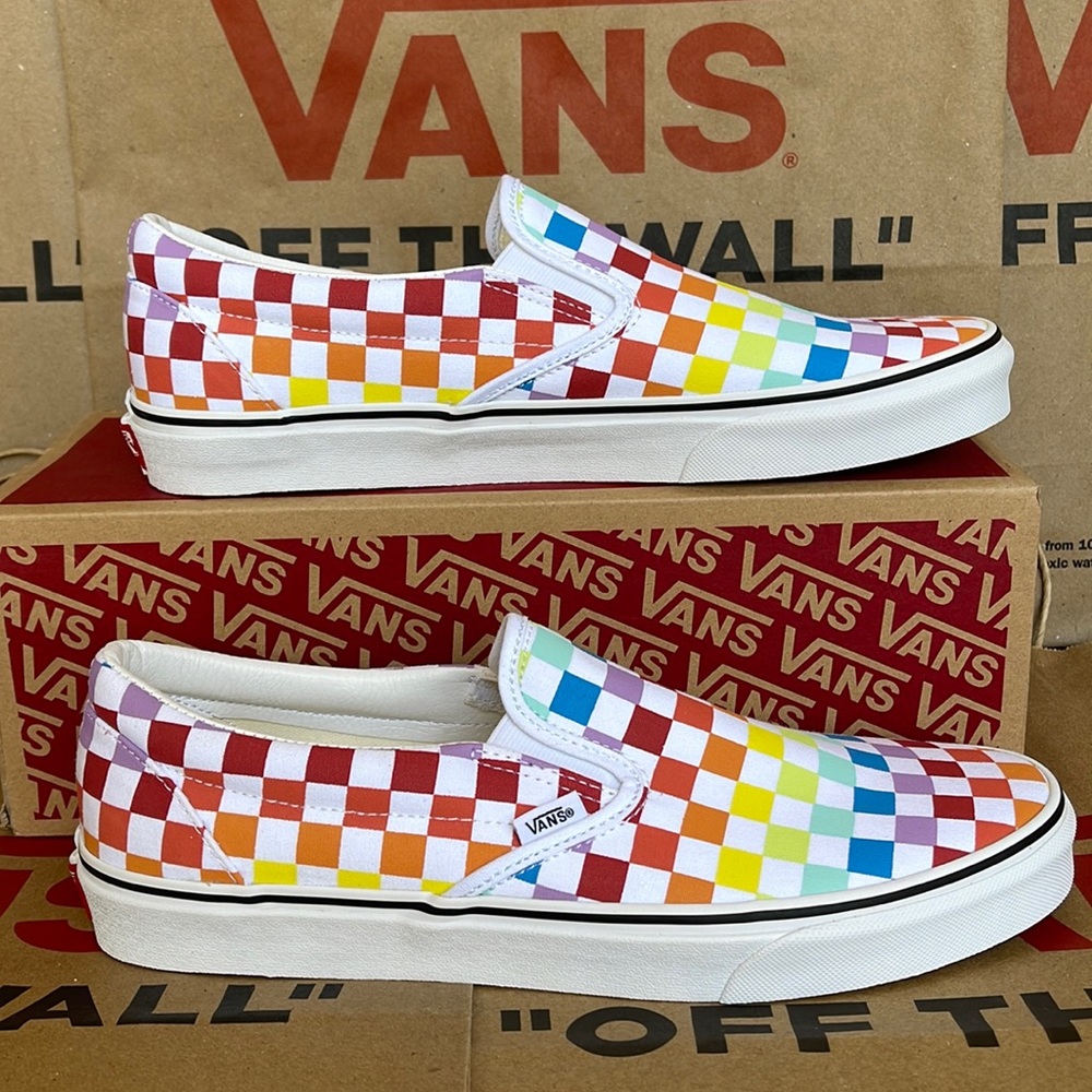Vans Classic Slip On Checkerboard Rainbow/True White sneakers WMNS - Picture 2 of 16